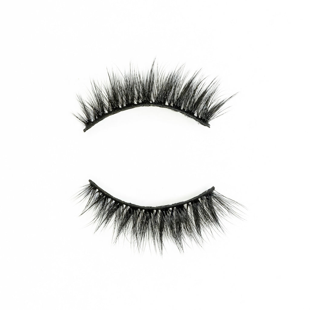 vegan glam false lashes. Bold lashes with flexible cotton band.